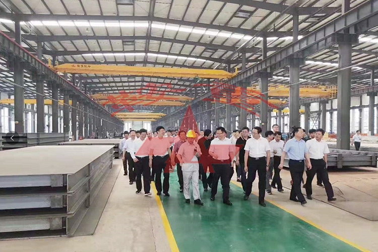 Jingmen municipal party committee secretary, mayor, Jingshan municipal party committee secretary, mayor and other relevant leaders of 150 people visited Hubei Anzhong Heavy Industry Co.,Ltd. to inspect and instruct work in the morning on July 10th, 2019.